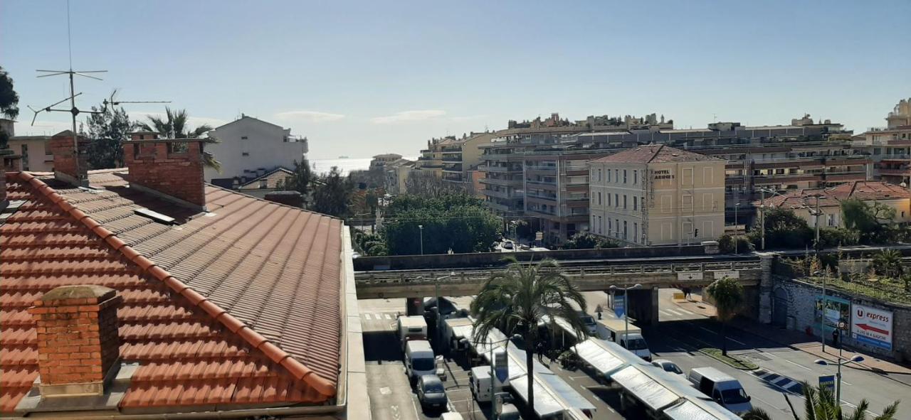 Le Petit Citron Apartamento Menton Exterior foto